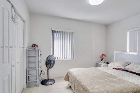 1146 Jann Ave, Opa Locka FL - photo 18 of 38