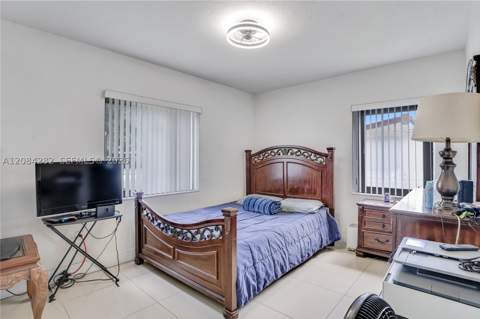 1146 Jann Ave, Opa Locka FL - photo 22 of 38