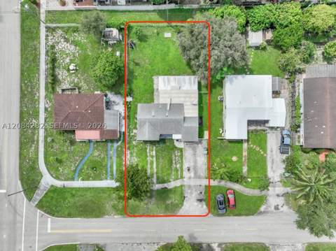 1146 Jann Ave, Opa Locka FL - photo 7 of 38