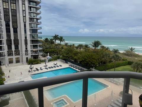 8855 Collins Ave 5B, Surfside FL - photo 10 of 15