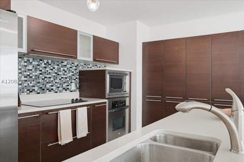 1900 N Bayshore Dr 1518, Miami FL - photo 10 of 25
