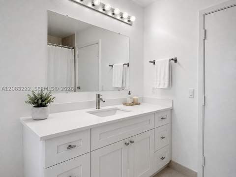 1900 N Bayshore Dr 1518, Miami FL - photo 13 of 25
