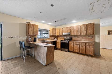 13217 SW 44th Ln, Miami FL - photo 10 of 29