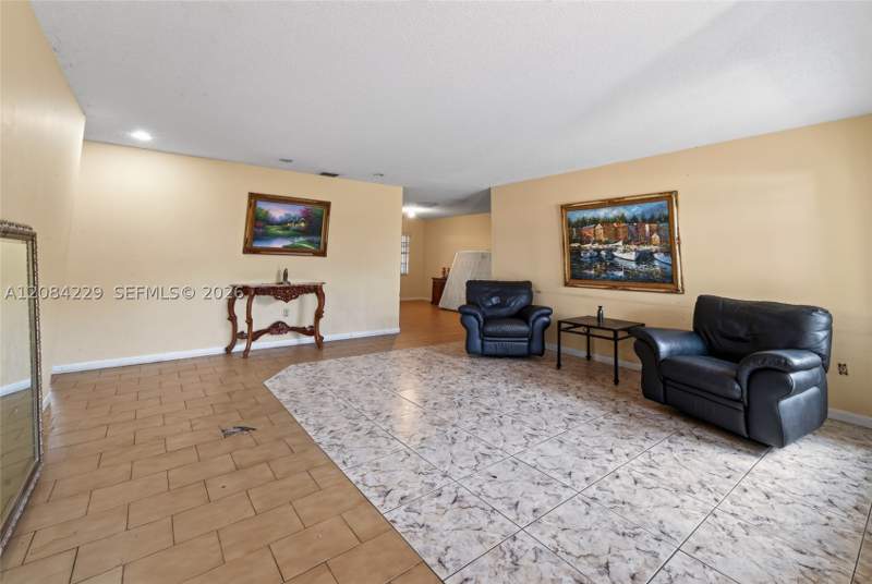 3 bedroom SingleFamilyResidence at 13217 SW 44th Ln, San Sebastian Unit No 5, Miami — photo 3