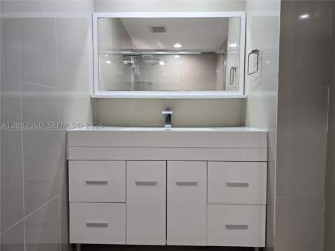 18051 Biscayne Blvd 1204, Aventura FL - photo 16 of 59