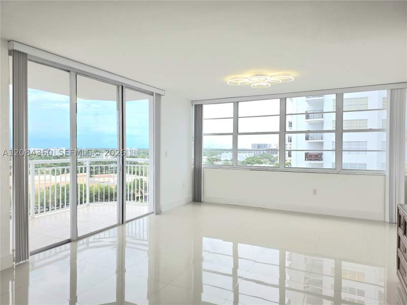 2 bedroom Condominium at 18051 Biscayne Blvd 1204, Del Prado Marina, Aventura — photo 2
