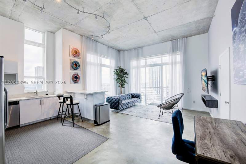 2 bedroom Condominium at 234 NE 3rd St Uph01, The Loft Downtown Condo, Miami — photo 3