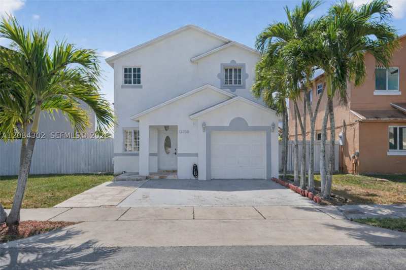 3 bedroom SingleFamilyResidence at 13758 SW 160th Ter, Monaco Dream Homes, Miami — photo 1