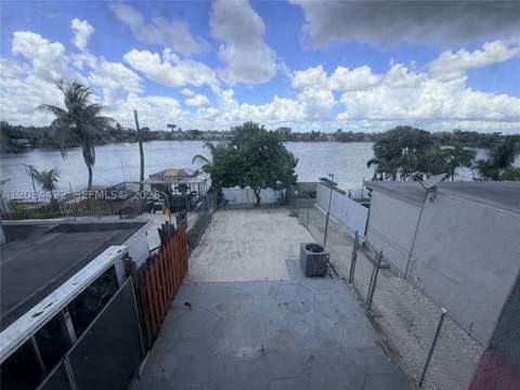 7006 W 17th Ct, Hialeah FL - photo 22 of 24