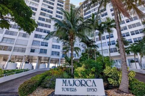 11930 N Bayshore Dr 1405, North Miami FL - photo 17 of 60