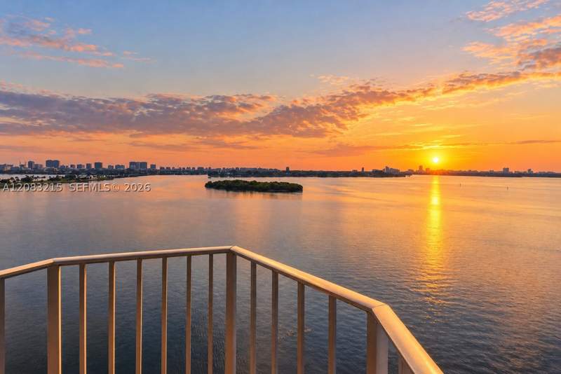 1 bedroom Condominium at 11930 N Bayshore Dr 1405, Majorca Towers Condo, North Miami — photo 3