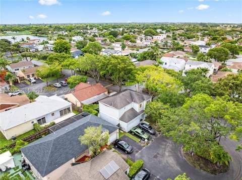 22316 SW 99th Ave, Cutler Bay FL - photo 9 of 29