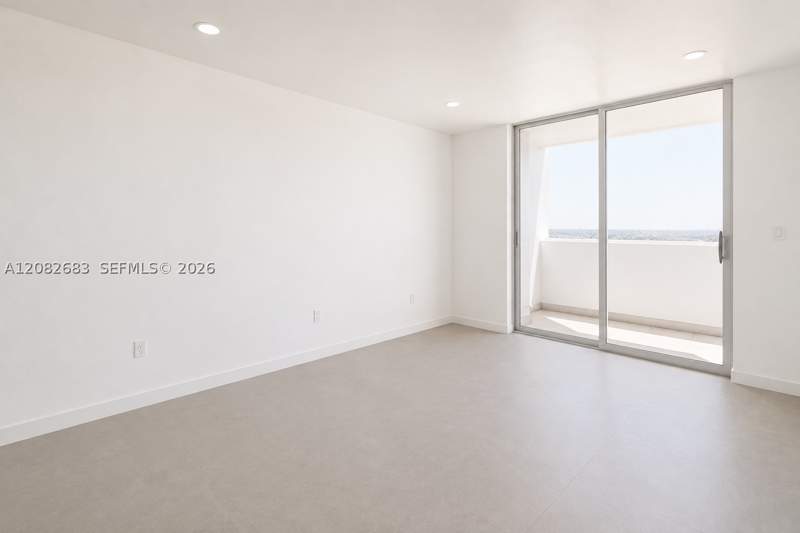 2 bedroom Condominium at 2750 NE 183rd St Ph05, Commodore Plaza Condo, Aventura — photo 4