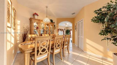 18201 SW 144th Ct, Miami FL - photo 23 of 37
