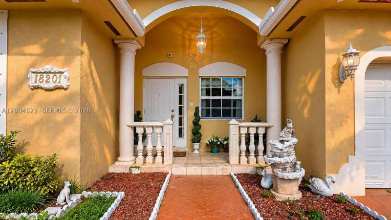 3 bedroom SingleFamilyResidence at 18201 SW 144th Ct, Fc Sub, Miami — photo 3