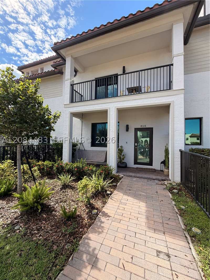 3 bedroom Townhouse at 8316 NW 43rd St, Downtown Doral South Phas, Doral — photo 1