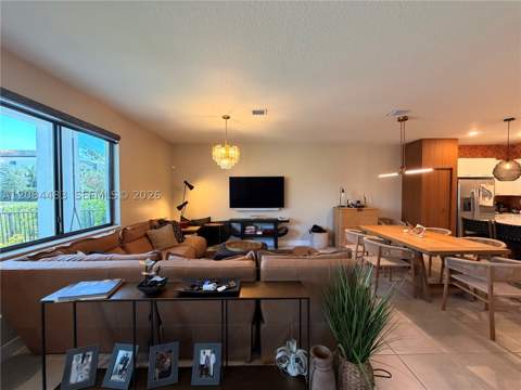 8316 NW 43rd St, Doral FL - photo 12 of 24