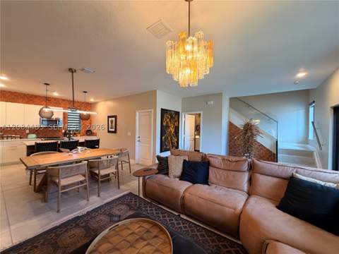 8316 NW 43rd St, Doral FL - photo 13 of 24