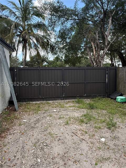 16415 NW 22nd Ave, Miami Gardens FL - photo 8 of 10
