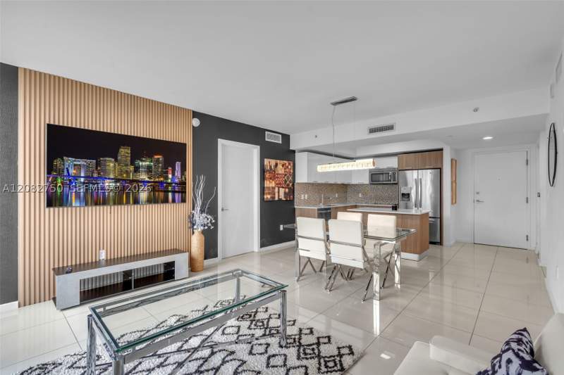 2 bedroom Condominium at 5252 NW 85th Ave 1709, 5252 Paseo Condo, Doral — photo 2