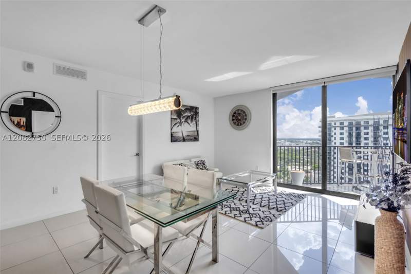 2 bedroom Condominium at 5252 NW 85th Ave 1709, 5252 Paseo Condo, Doral — photo 4