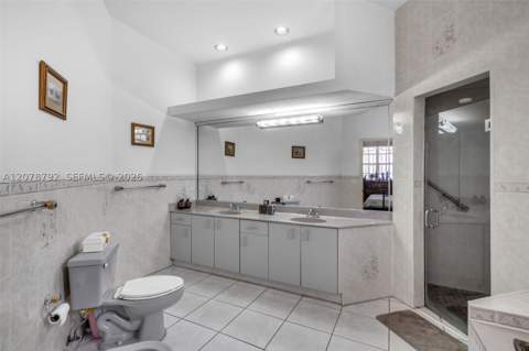 9053 NW 146th Ter, Miami Lakes FL - photo 15 of 30