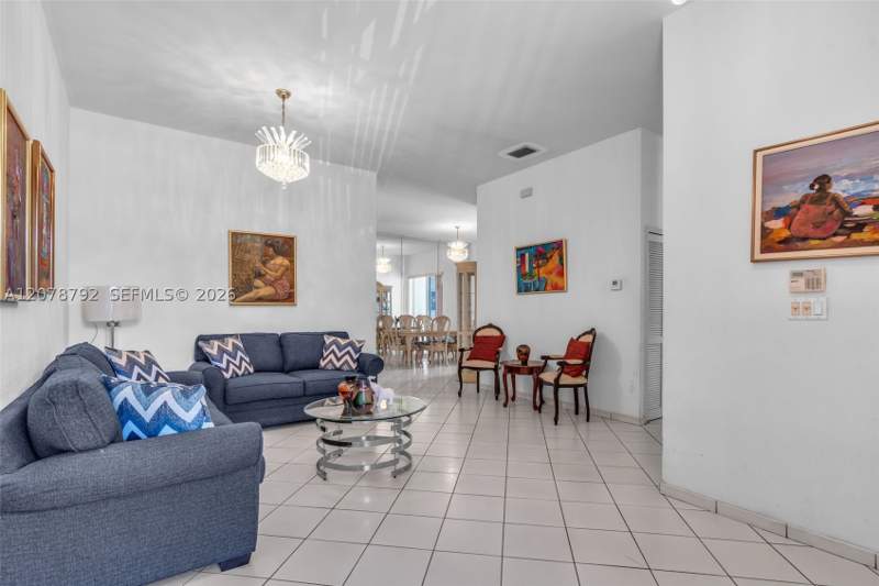 4 bedroom SingleFamilyResidence at 9053 NW 146th Ter, Florida Tropical Estates, Miami Lakes — photo 3