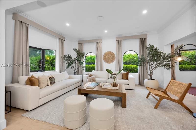 4 bedroom SingleFamilyResidence at 428 SW 19th Rd, Holleman Park, Miami — photo 3
