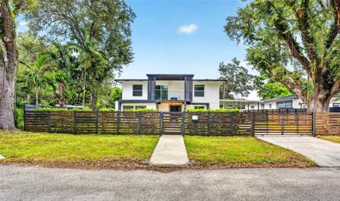 701 NE 164th St, Miami FL - photo 10 of 50