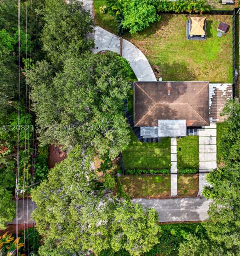 701 NE 164th St, Miami FL - photo 6 of 50