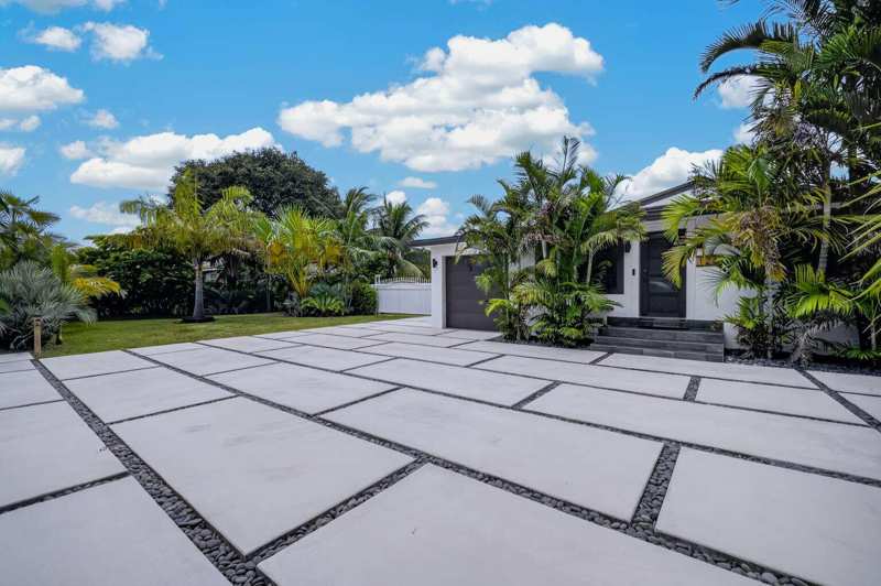 2 bedroom SingleFamilyResidence at 125 NE 146th Street, Bisc Gardens Sec D, Miami — photo 1