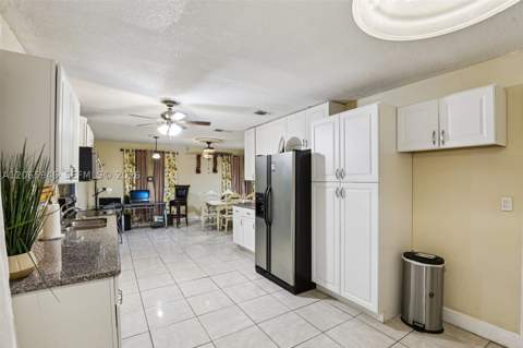 3398 NW 212th St, Miami Gardens FL - photo 9 of 31