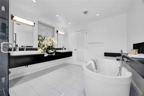 101 SW 21st Rd, Miami FL - photo 14 of 26