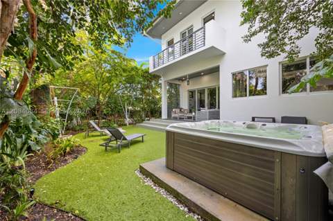 101 SW 21st Rd, Miami FL - photo 24 of 26