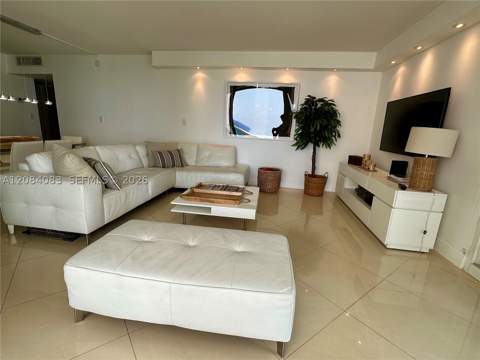 100 Bayview Dr 1405, Sunny Isles Beach FL - photo 10 of 46