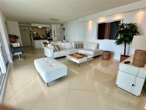 100 Bayview Dr 1405, Sunny Isles Beach FL - photo 11 of 46