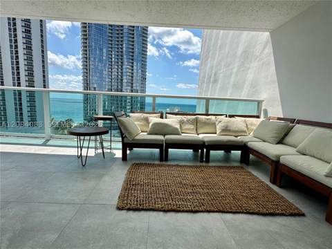 100 Bayview Dr 1405, Sunny Isles Beach FL - photo 17 of 46