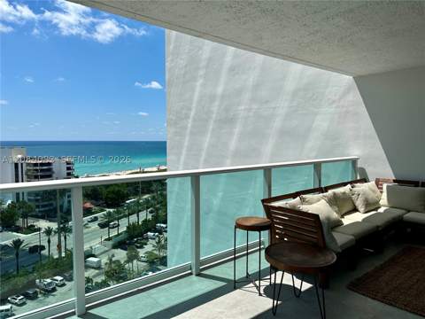 100 Bayview Dr 1405, Sunny Isles Beach FL - photo 19 of 46