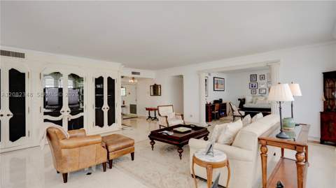 5640 Collins Ave 6B, Miami Beach FL - photo 12 of 39