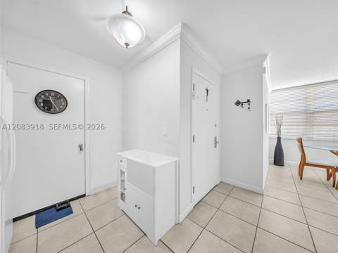 2016 Bay Dr 203, Miami Beach FL - photo 7 of 37