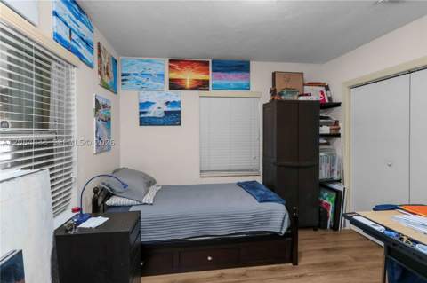 2532 SW 27th St, Miami FL - photo 12 of 50