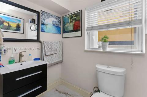 2532 SW 27th St, Miami FL - photo 14 of 50