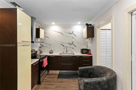 2532 SW 27th St, Miami FL - photo 18 of 50