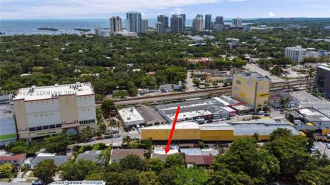 2532 SW 27th St, Miami FL - photo 8 of 50