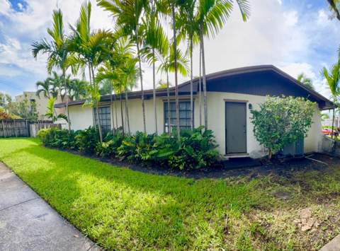 2390 NE 199th Street, Aventura FL - photo 13 of 19