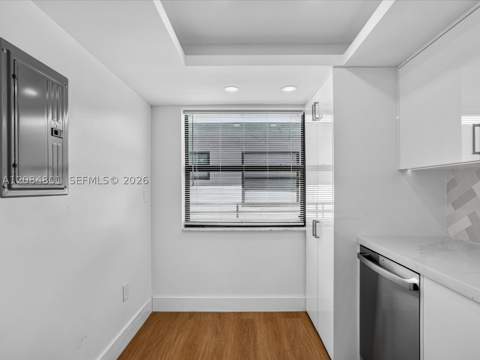 8201 Byron Ave 502, Miami Beach FL - photo 17 of 44