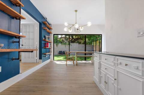 1000 NW 10th Ct, Miami FL - photo 10 of 27
