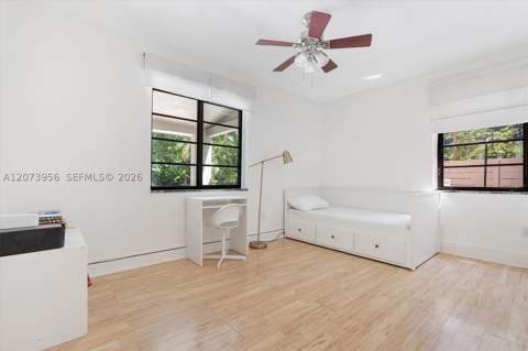 1000 NW 10th Ct, Miami FL - photo 13 of 27