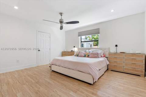 1000 NW 10th Ct, Miami FL - photo 16 of 27