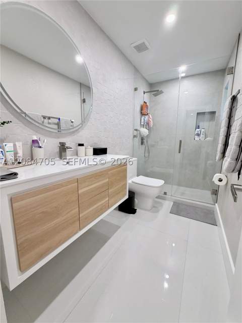 2221 NW 170th St, Miami Gardens FL - photo 10 of 27